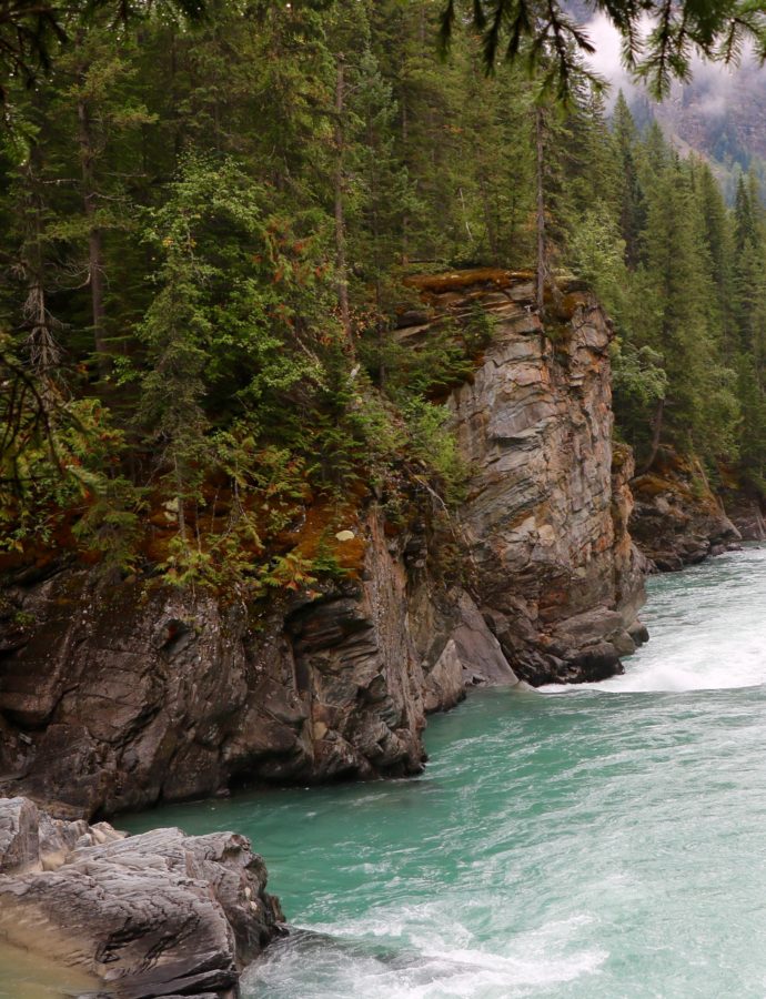 Overlander Falls Trail in Mount Robson Park, BC